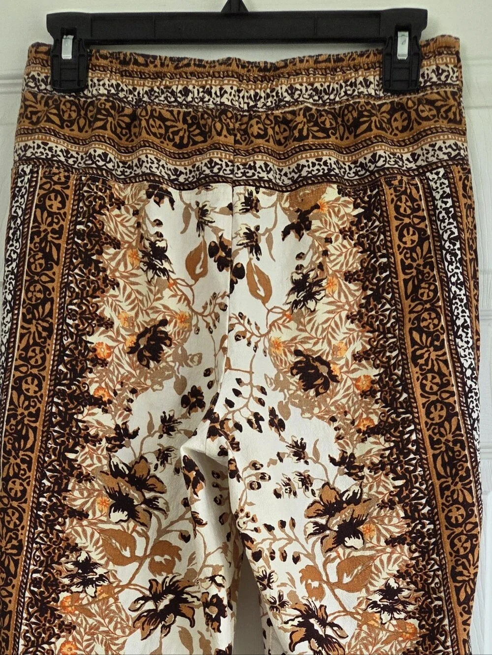 Anthropologie ✨️ Women's Cream and Brown Boho Floral Joggers Pants Size 2 - Picture 8 of 11